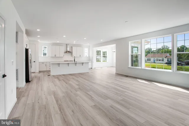 $799,999 | 201 Camwood Court, Fredericksburg, VA 22405