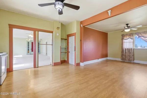 $419,900 | 721 Blaine Road, Granger, WA 98932