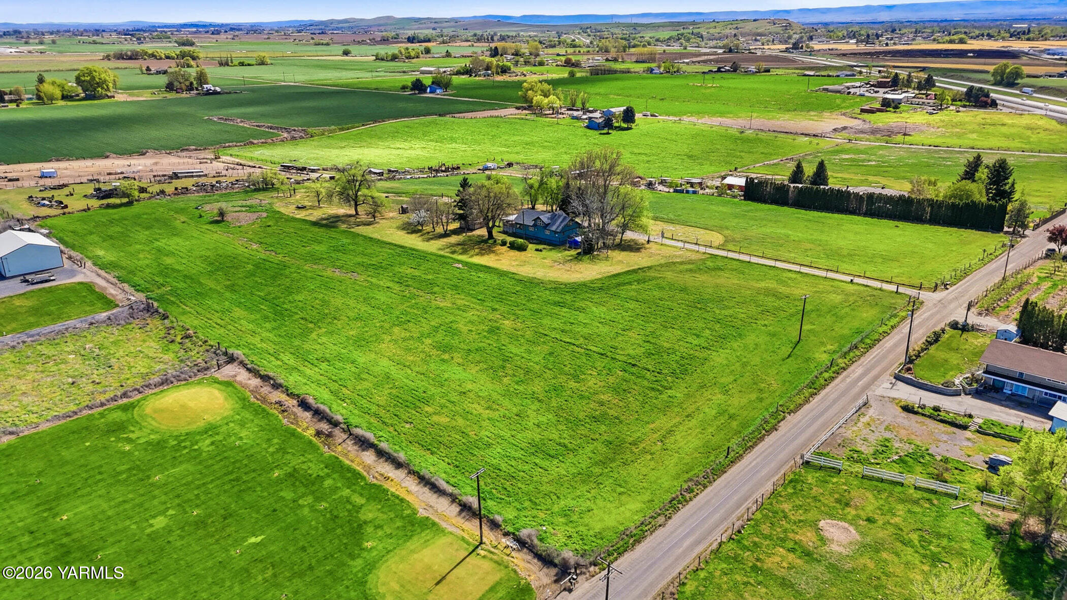 721 Blaine Road Granger, WA 98932 - Photo 35 of 45 36_721 blaine rd-40