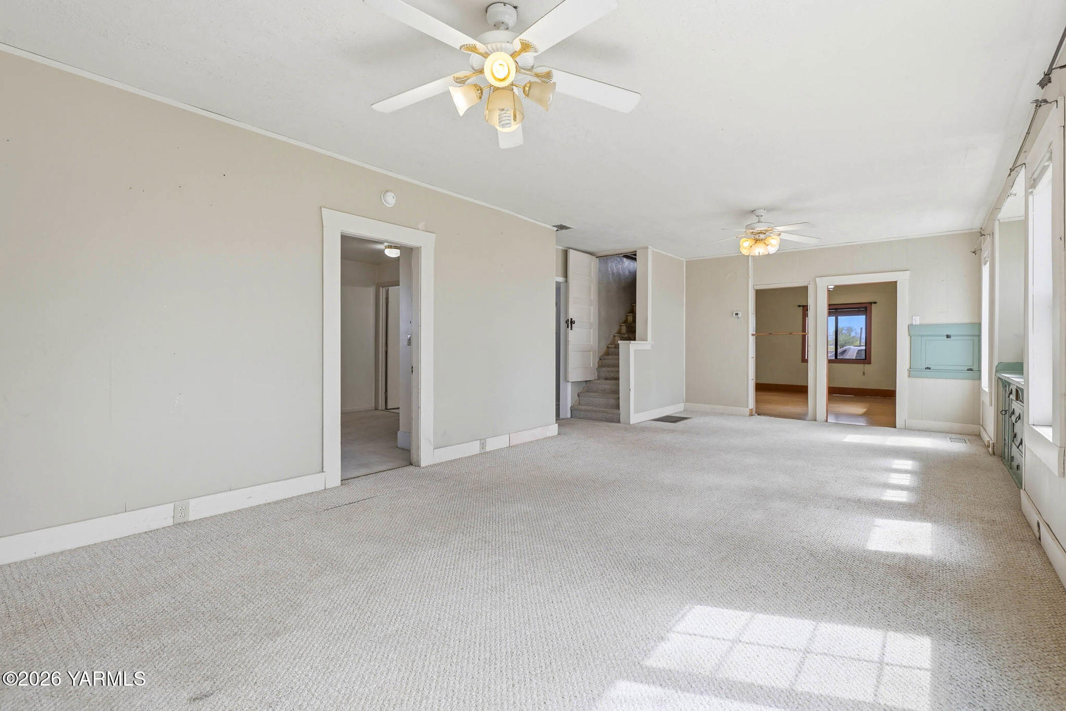 721 Blaine Road Granger, WA 98932 - Photo 5 of 45 9_721 blaine rd-10