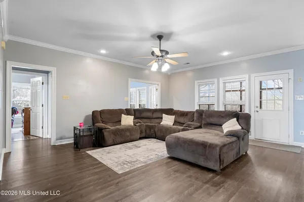 $399,999 | 769 Golden Pond Circle, Coldwater, MS 38618