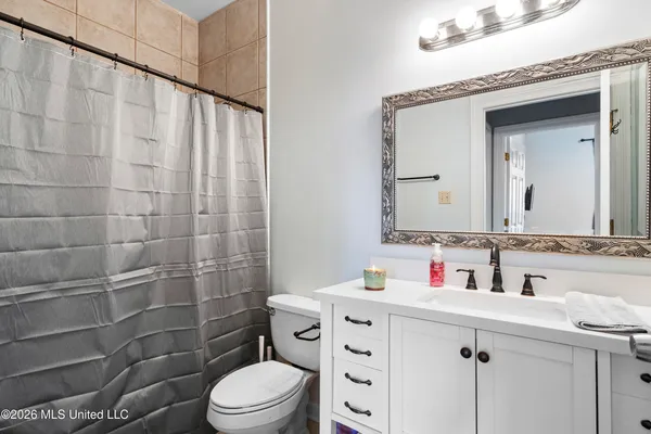 $399,999 | 769 Golden Pond Circle, Coldwater, MS 38618