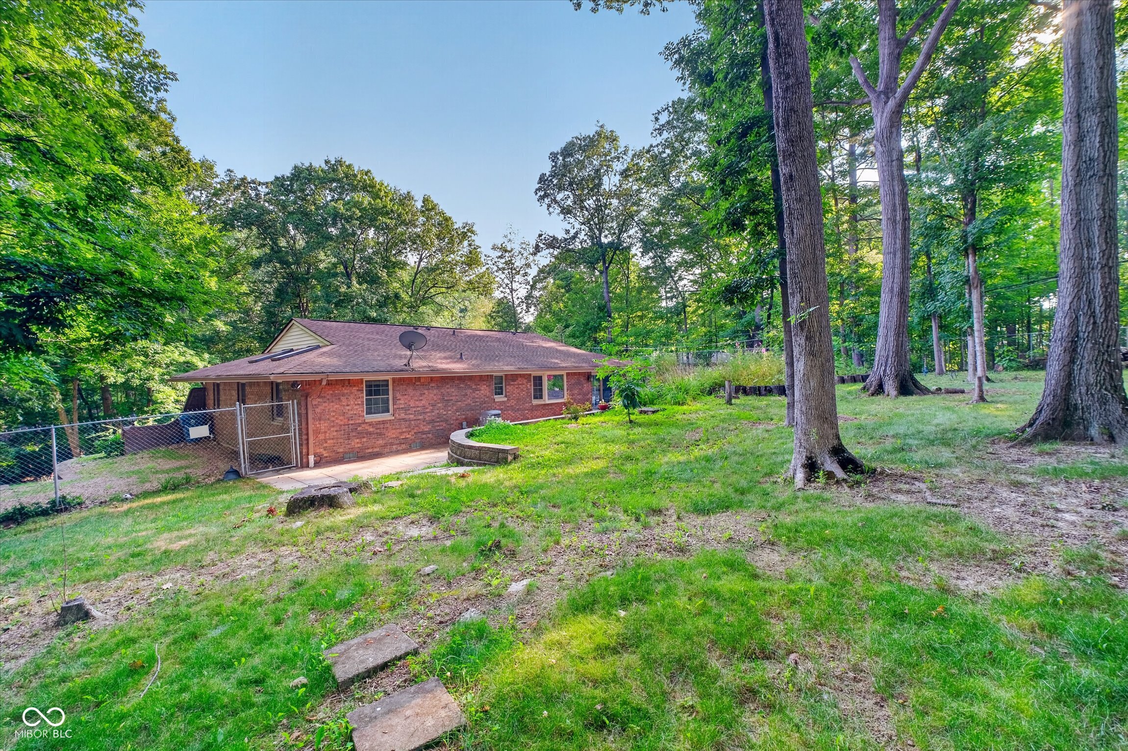 8942 Briarclift Road Indianapolis, IN 46256 - Photo 40 of 43