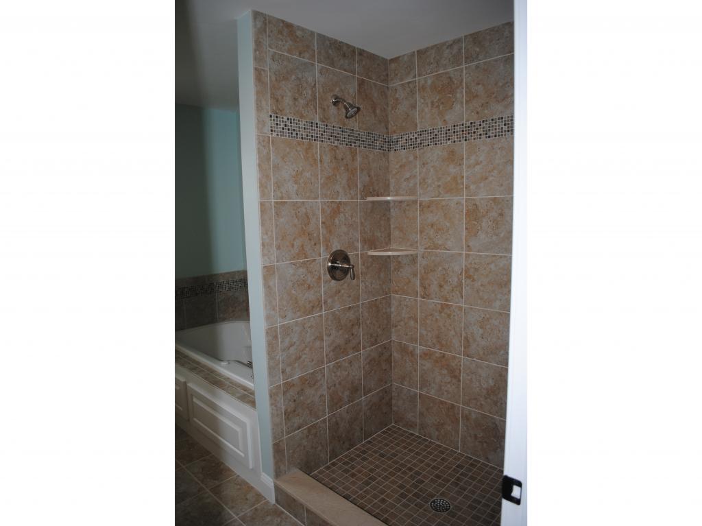 10 Beechwood Road Salem, NH 03079 - Photo 11 of 29 Gallery Image 11