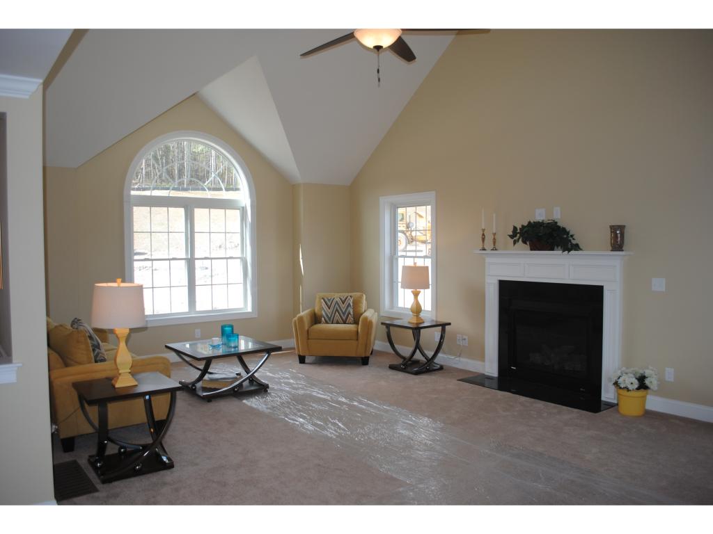 10 Beechwood Road Salem, NH 03079 - Photo 20 of 29 Gallery Image 20