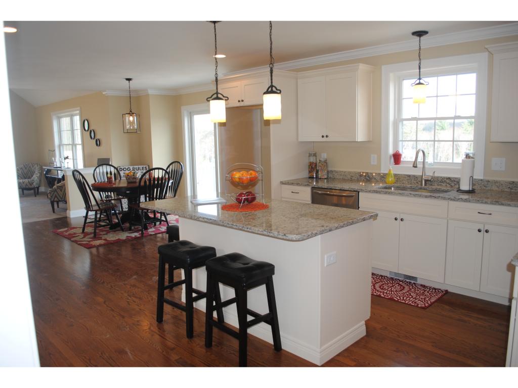 10 Beechwood Road Salem, NH 03079 - Photo 21 of 29 Gallery Image 21