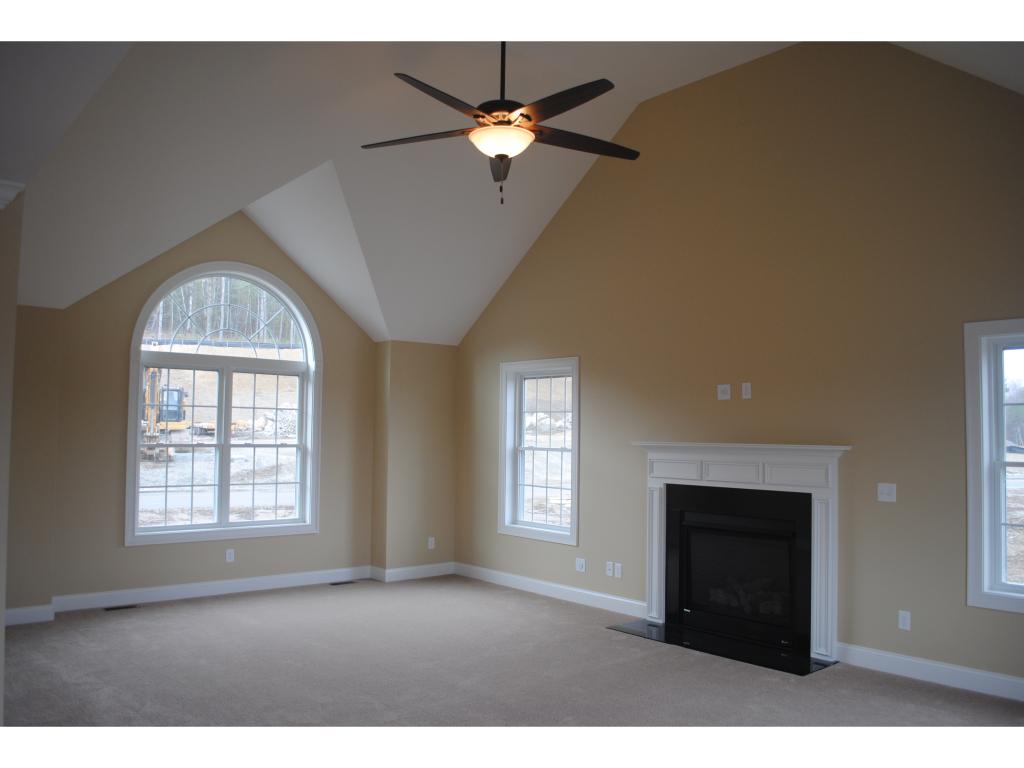 10 Beechwood Road Salem, NH 03079 - Photo 7 of 29 Gallery Image 7