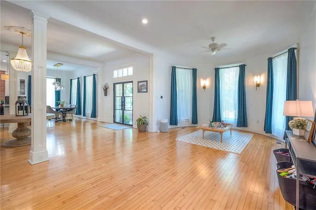 $775,000 | 3607 Pennsylvania Avenue, Kansas City, MO 64111