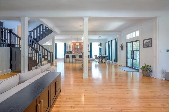 $775,000 | 3607 Pennsylvania Avenue, Kansas City, MO 64111