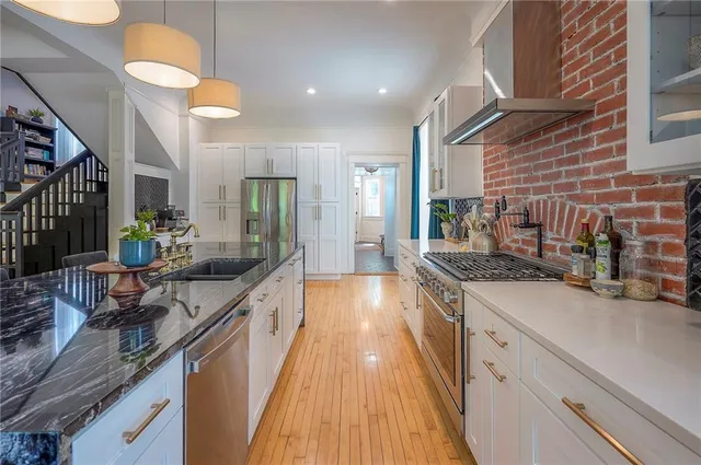 $775,000 | 3607 Pennsylvania Avenue, Kansas City, MO 64111