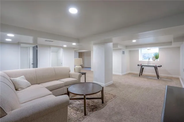 $775,000 | 3607 Pennsylvania Avenue, Kansas City, MO 64111