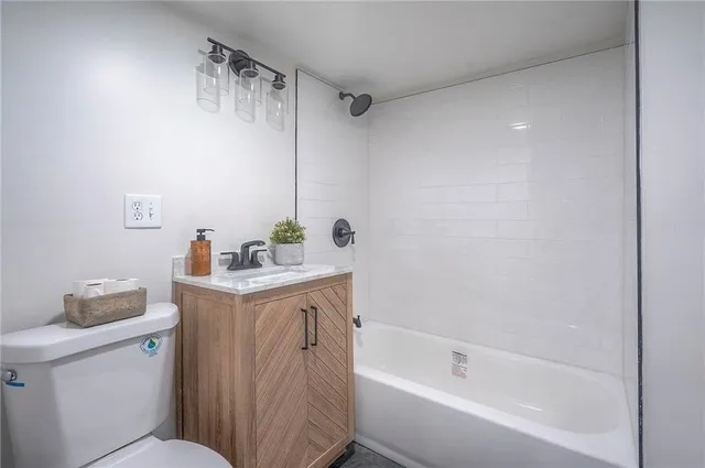 $775,000 | 3607 Pennsylvania Avenue, Kansas City, MO 64111