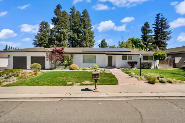 $699,000 | 6908 Arrowwood Drive, Riverbank, CA 95367