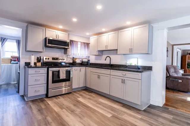 $322,900 | 6 Webber Hill Road, Swanzey, NH 03446