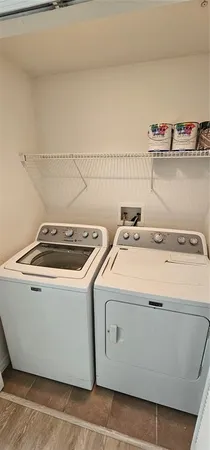 $1,695 | 5581 Rosehill Road, Unit 104, Sarasota, FL 34233