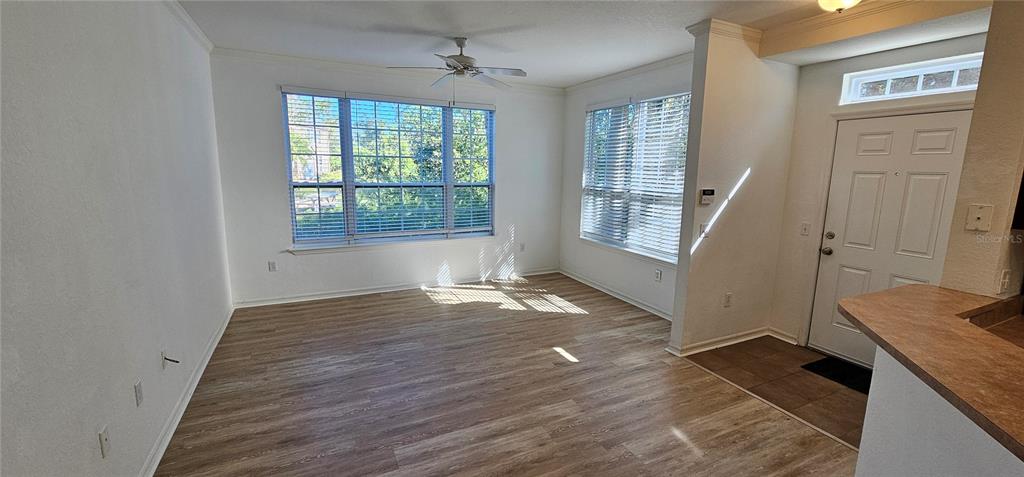 5581 Rosehill Road, Unit 104 Sarasota, FL 34233 - Photo 5 of 16