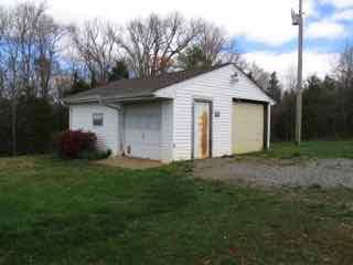 DETACHED GARAGE