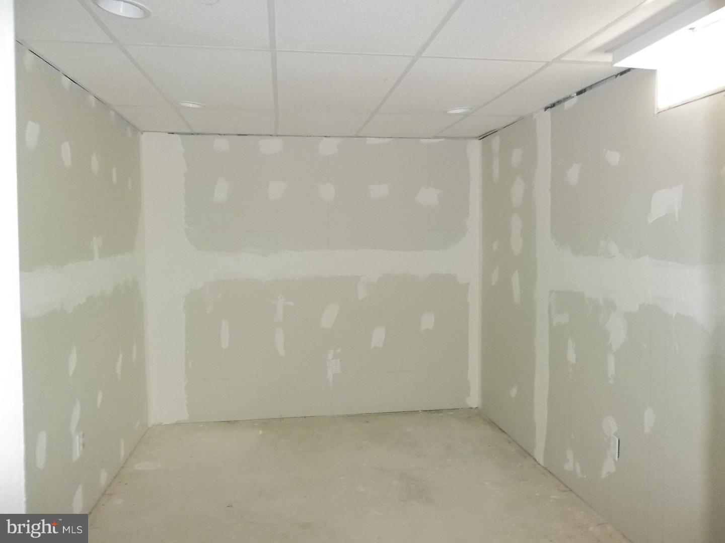 45 Greenridge Road Newark, DE 19711 - Photo 9 of 12 Basement - Finished