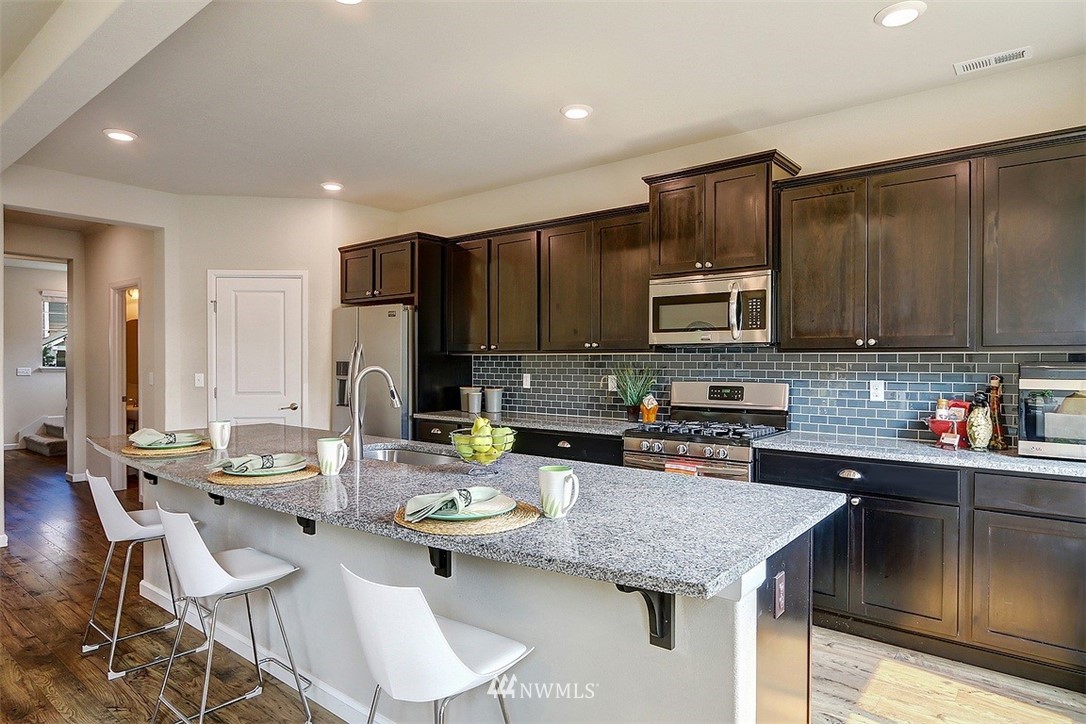 32 159th Place Southeast Bothell, WA 98012 - Photo 8 of 25