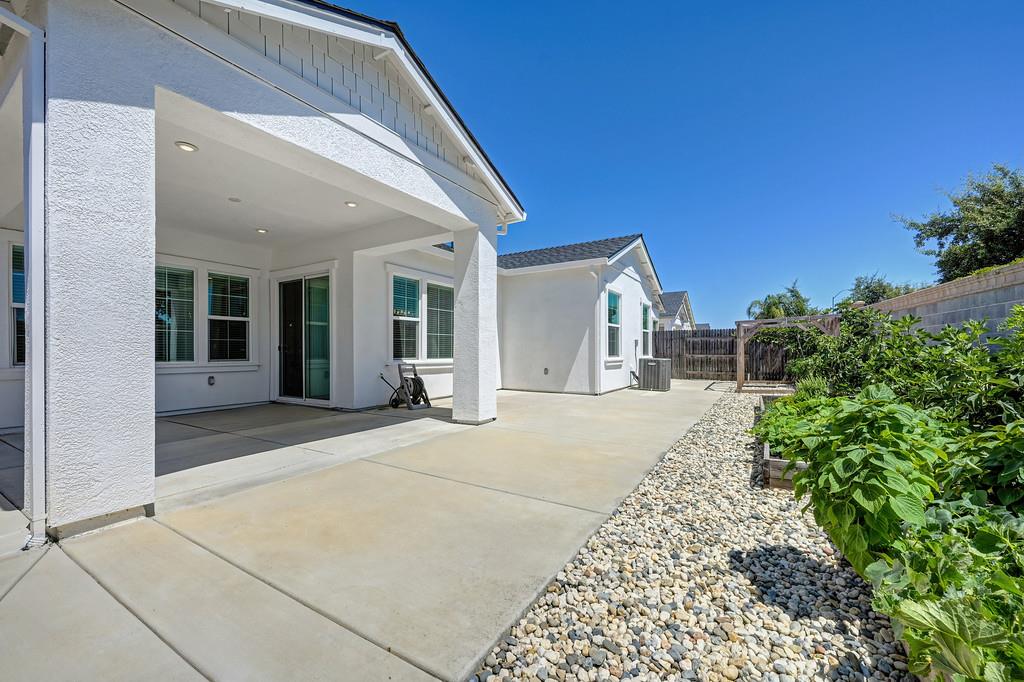 5033 Misty Ridge Drive Roseville, CA 95747 - Photo 34 of 37