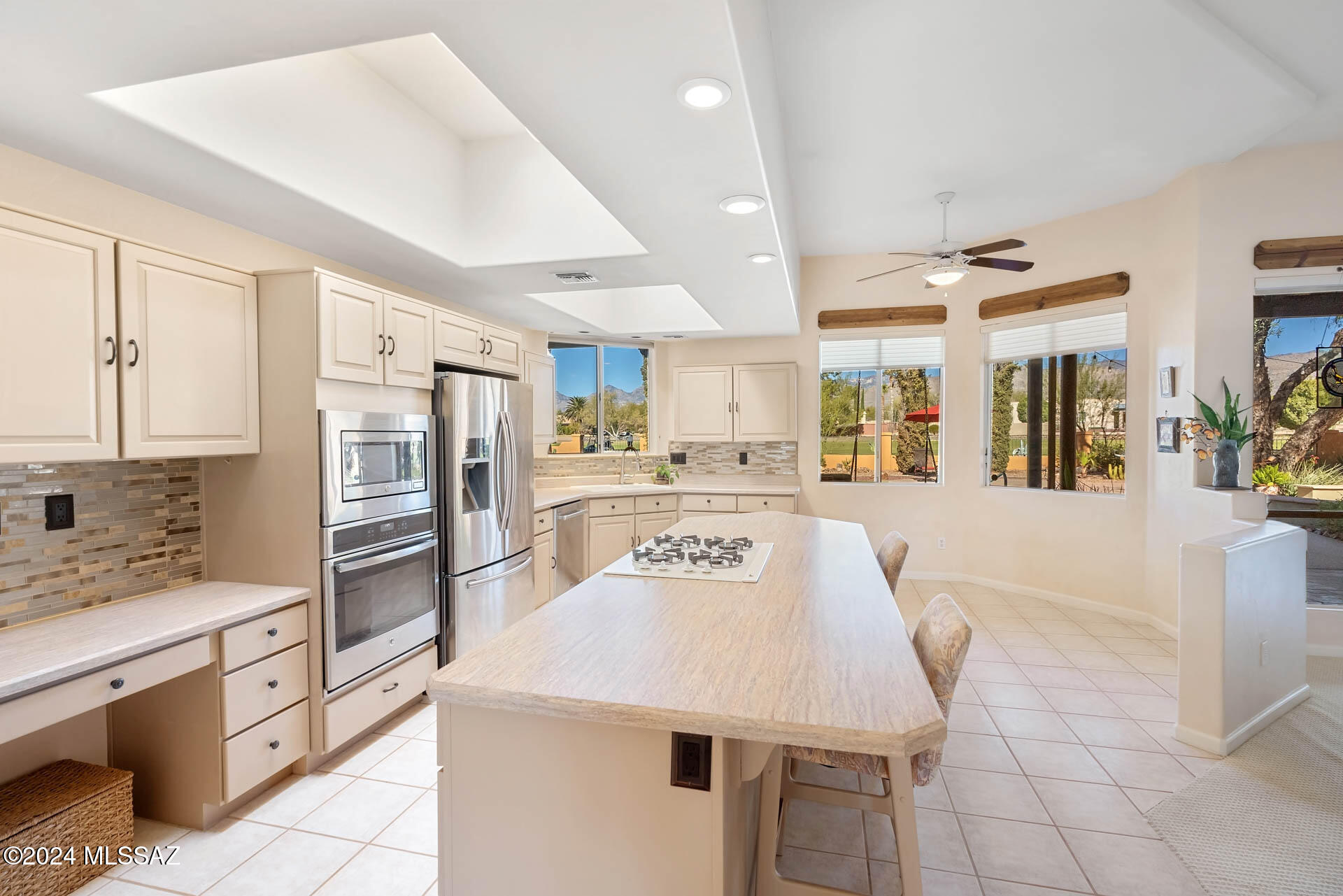 11824 East Wagon Trail Road Tucson, AZ 85749 - Photo 12 of 49