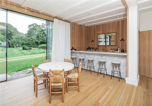 $175,000 | 45 Ram Island Drive, Southampton, NY 11968