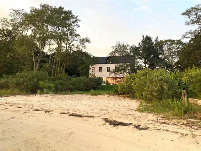 $175,000 | 45 Ram Island Drive, Southampton, NY 11968