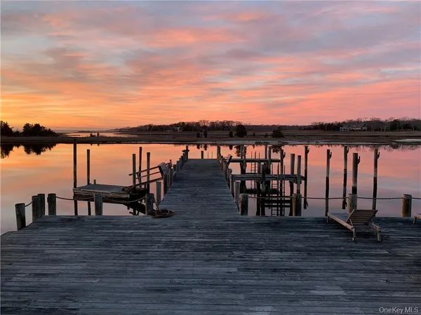 $300,000 | 45 Ram Island Drive, Southampton, NY 11968