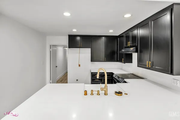 $329,900 | Undisclosed Address, Bakersfield, CA 93309