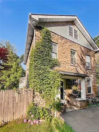 $525,000 | 645 Gardnertown Road, Newburgh, NY 12550