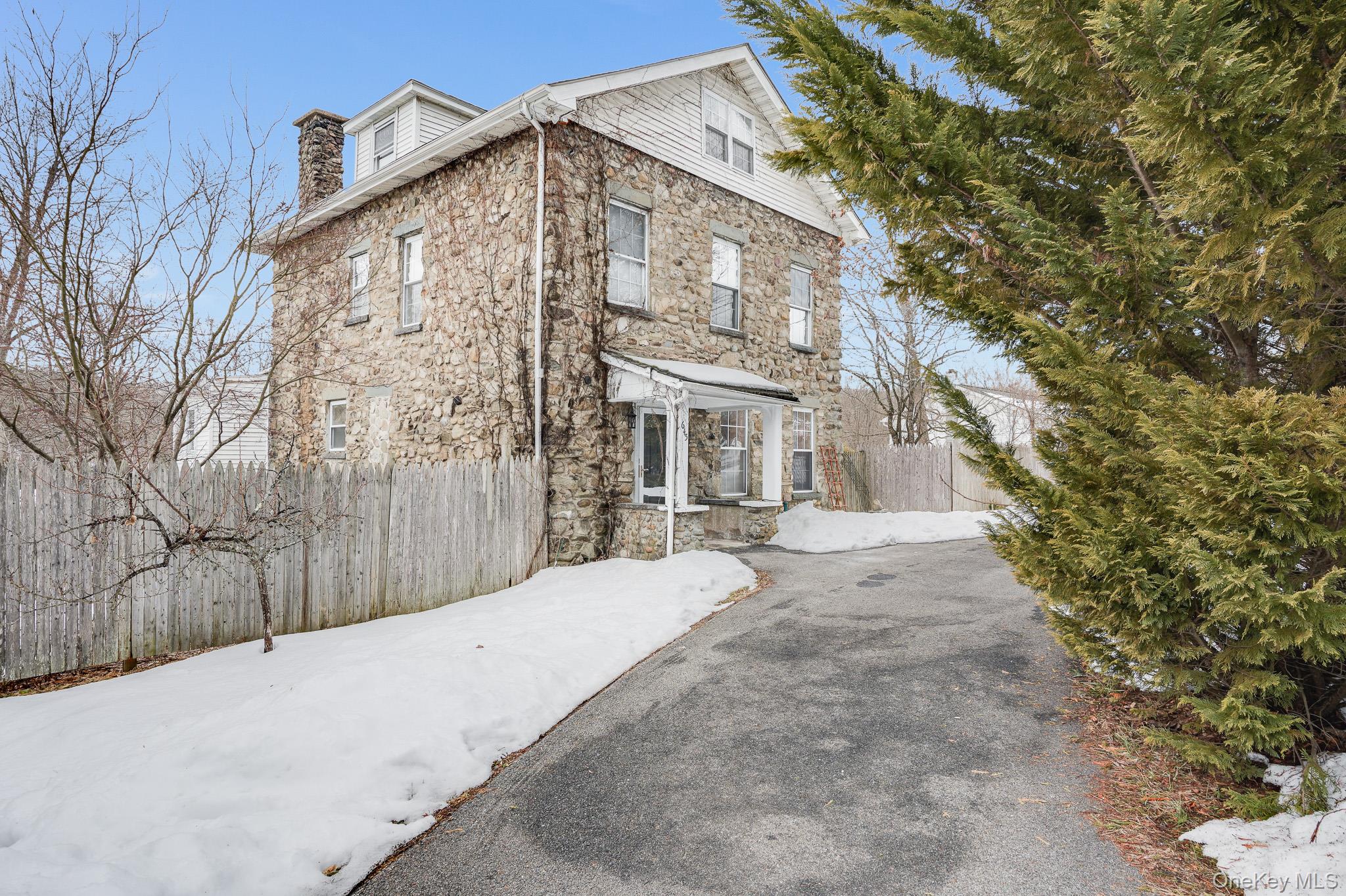 645 Gardnertown Road Newburgh, NY 12550 - Photo 32 of 38