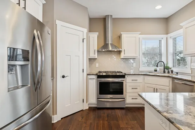 $559,900 | 2009 Red Oak Lane, Lino Lakes, MN 55038