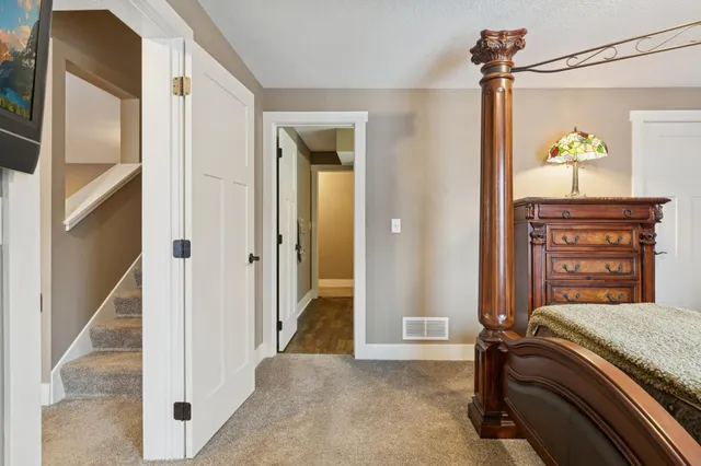 $559,900 | 2009 Red Oak Lane, Lino Lakes, MN 55038