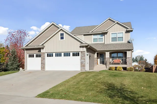 $559,900 | 2009 Red Oak Lane, Lino Lakes, MN 55038