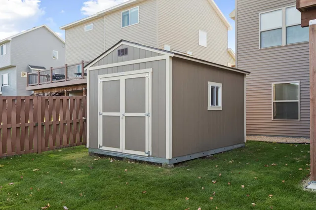 $559,900 | 2009 Red Oak Lane, Lino Lakes, MN 55038