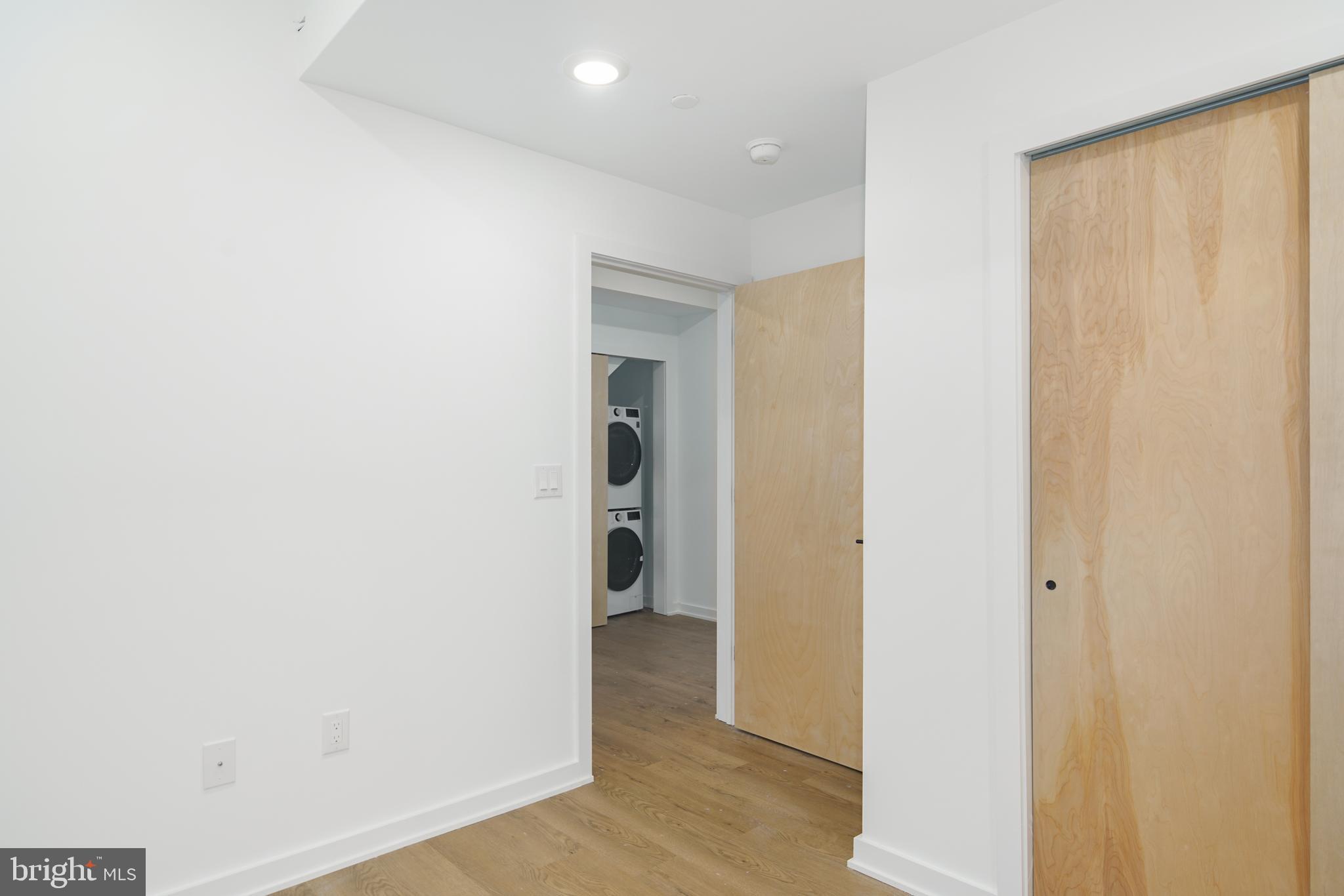 610 Moore Street, Unit 101 Philadelphia, PA 19148 - Photo 9 of 24