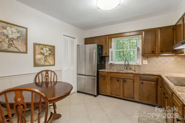 $213,000 | 102 Boyd Drive, Unit 7A, Flat Rock, NC 28731