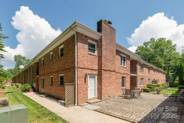 $219,000 | 102 Boyd Drive, Unit 7A, Flat Rock, NC 28731