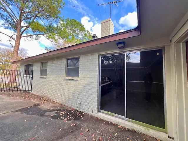 $190,000 | 12875 Westella Drive, Houston, TX 77077