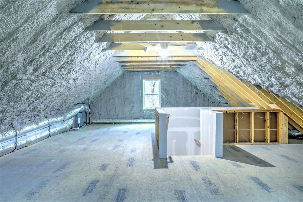 344 B Hampshire Road Methuen, MA 01844 - Photo 35 of 39