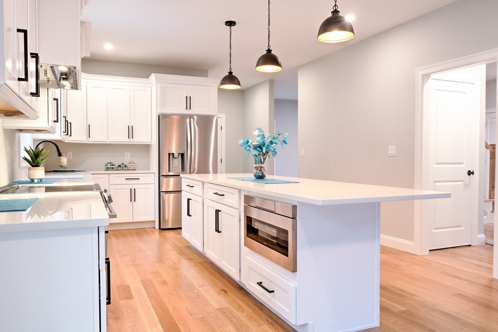 344 B Hampshire Road Methuen, MA 01844 - Photo 9 of 39