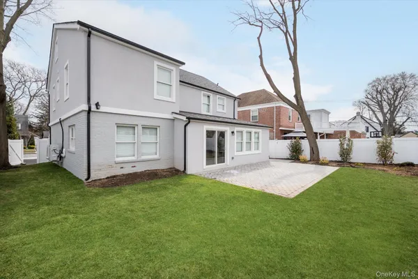 $1,695,000 | 73 Stratford Road, West Hempstead, NY 11552