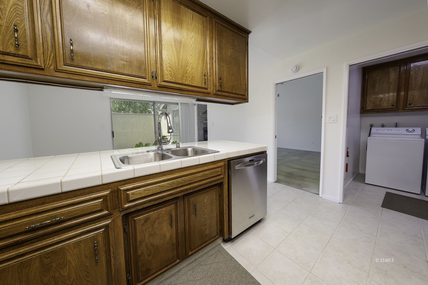 507 Sydnor Avenue Ridgecrest, CA 93555 - Photo 12 of 43