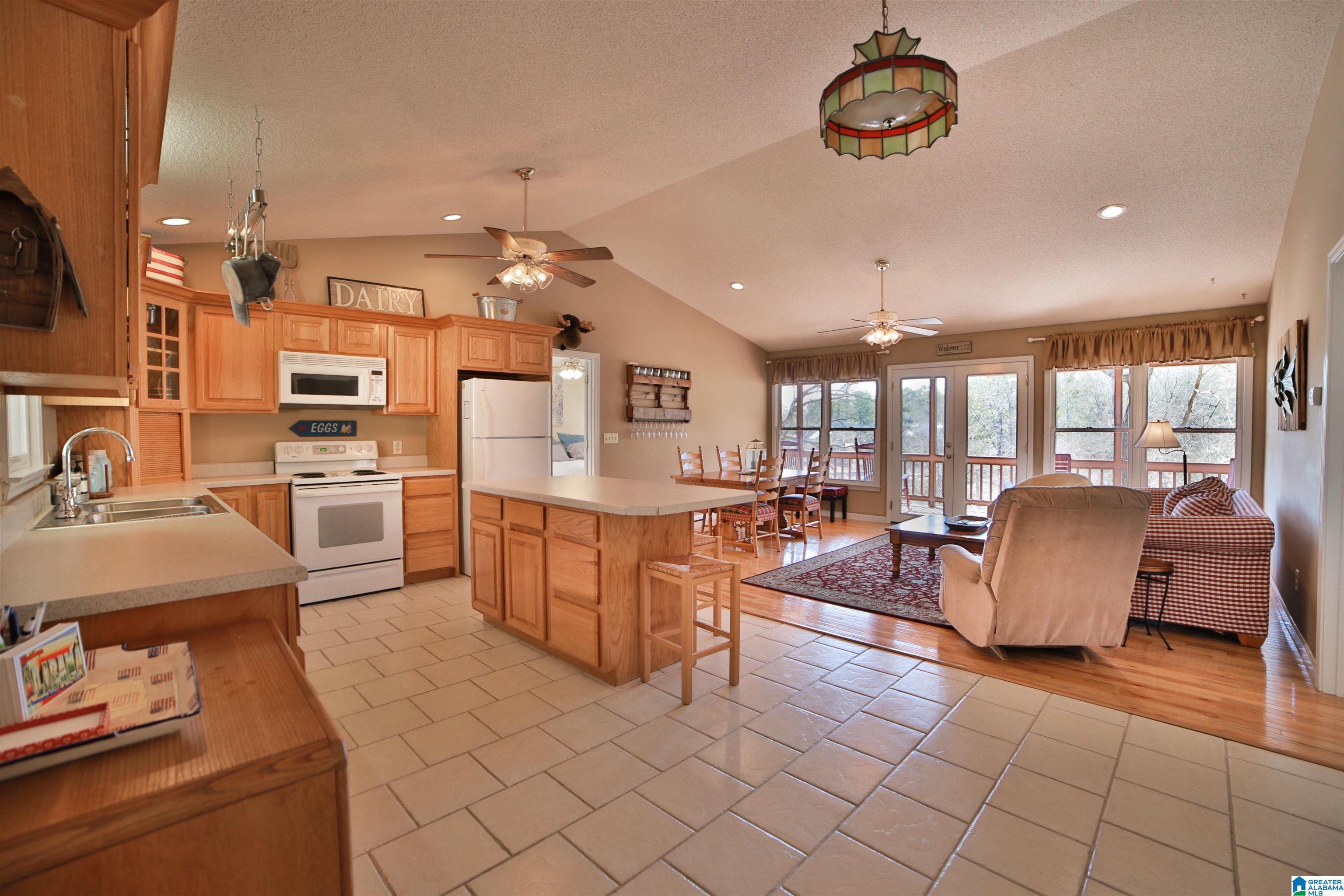 42 Robin Drive Wedowee, AL 36278 - Photo 3 of 29