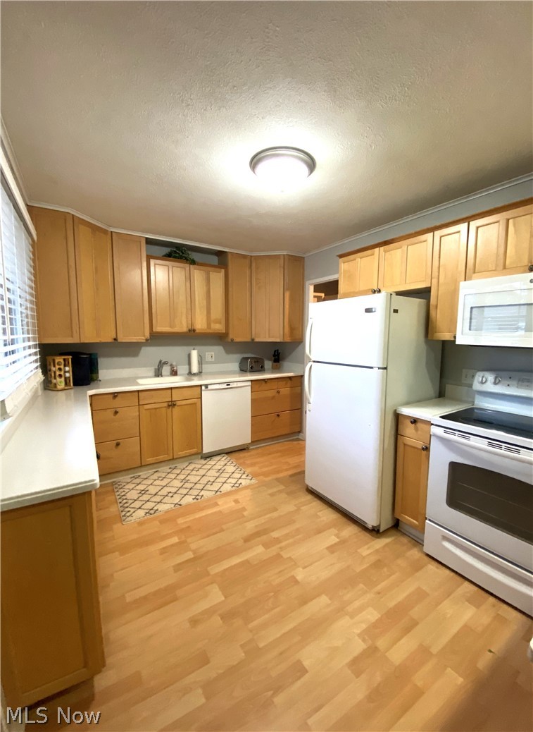 6420 Springwood Road Parma Heights, OH 44130 - Photo 4 of 22