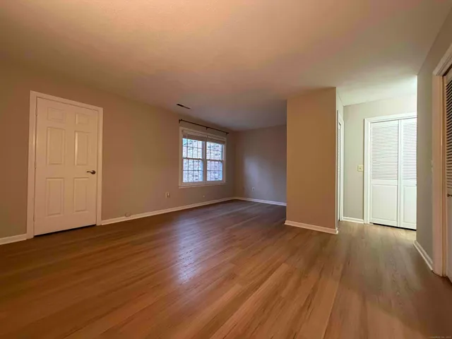 $2,800 | 6 Tunxis Village, Unit 6, Farmington, CT 06032