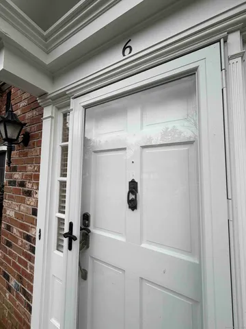 $2,800 | 6 Tunxis Village, Unit 6, Farmington, CT 06032