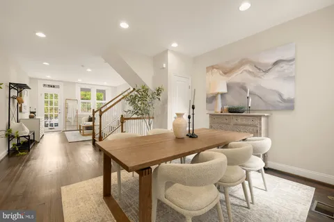 $1,500,000 | 647 A Street Southeast, Washington, DC 20003