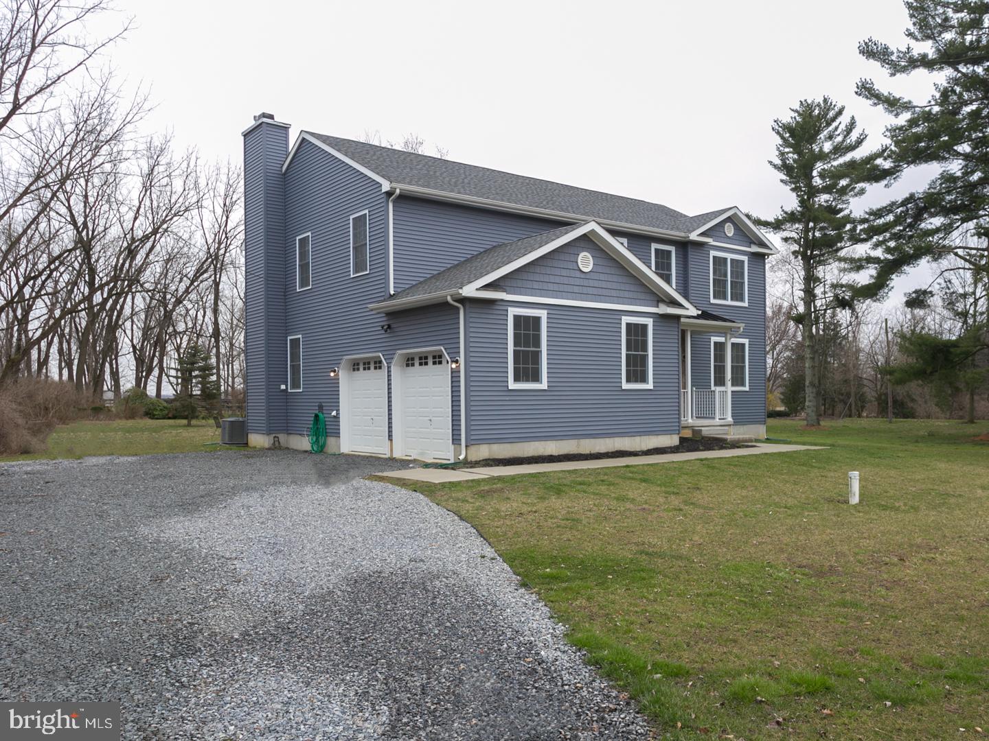 11 Chesterfield Georgetown Road Crosswicks, NJ 08515 - Photo 3 of 25