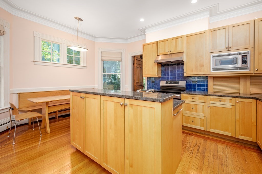 102 Herrick Road Newton, MA 02459 - Photo 15 of 41 Gallery Image 15